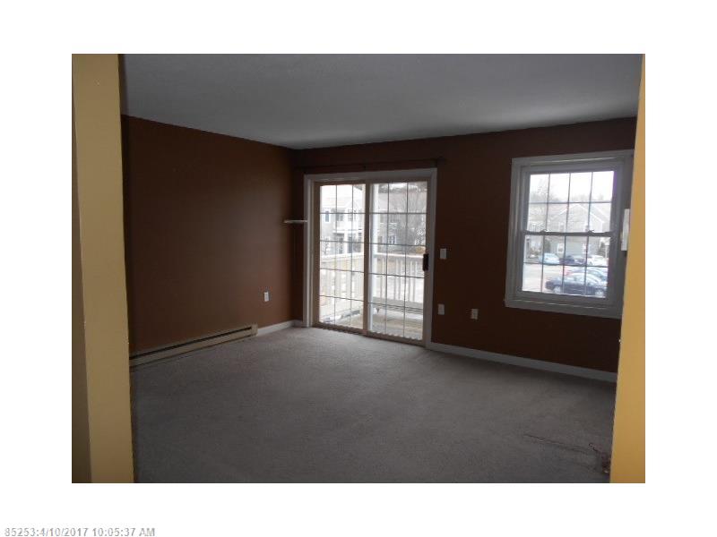 49 Somerset ST C-49, Freeport, ME 04032