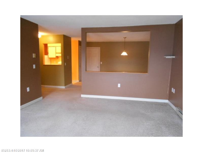 49 Somerset ST C-49, Freeport, ME 04032