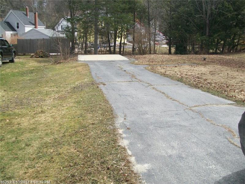 11 South ST, Freeport, ME 04032