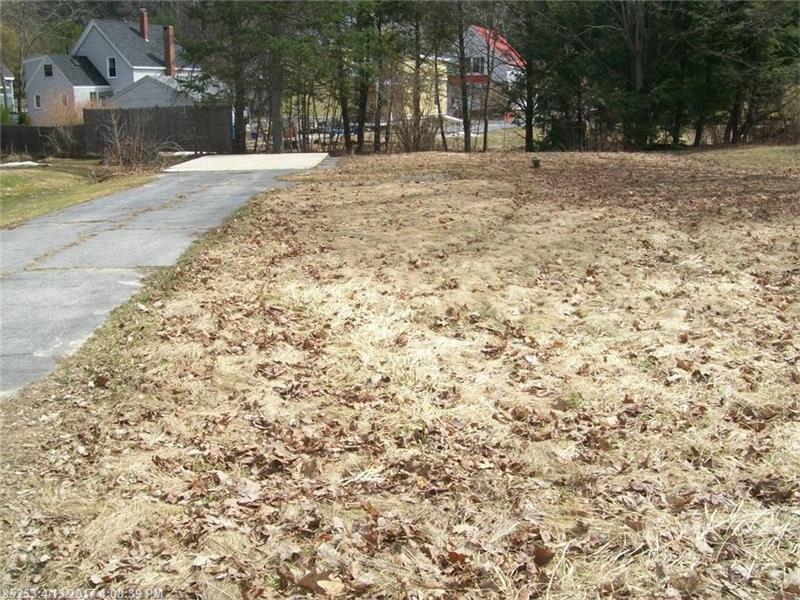11 South ST, Freeport, ME 04032