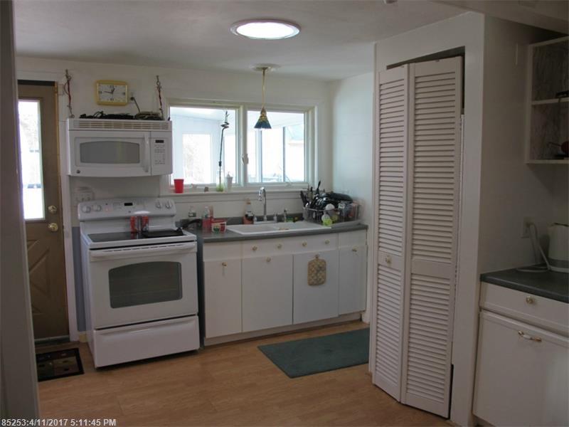 353 Ossipee TRL, Gorham, ME 04038
