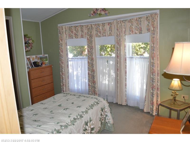12 Spruce LN, Limington, ME 04049