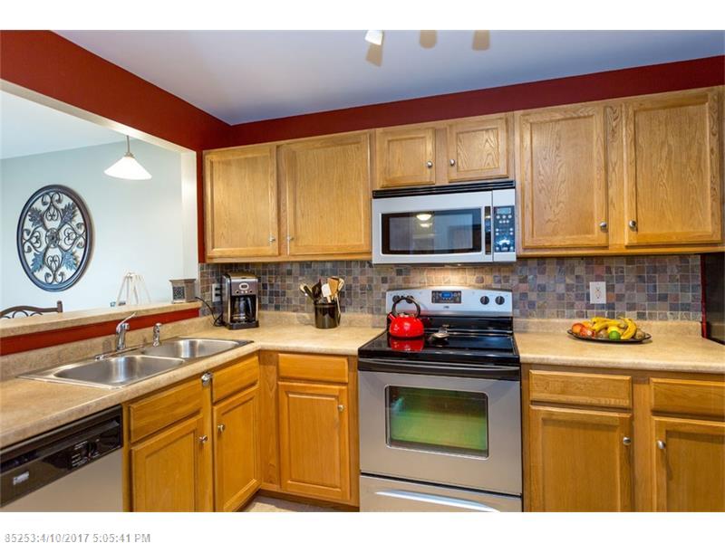 18 Smithwheel RD 65, Old Orchard Beach, ME 04064