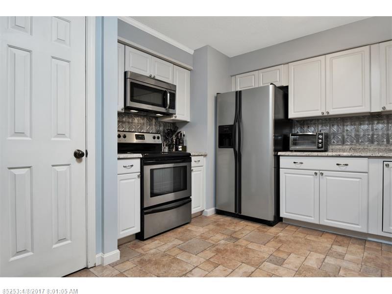 161 Saco AVE 103, Old Orchard Beach, ME 04064