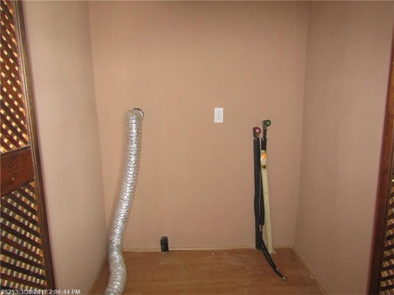 438 Elmwood RD, Pownal, ME 04069