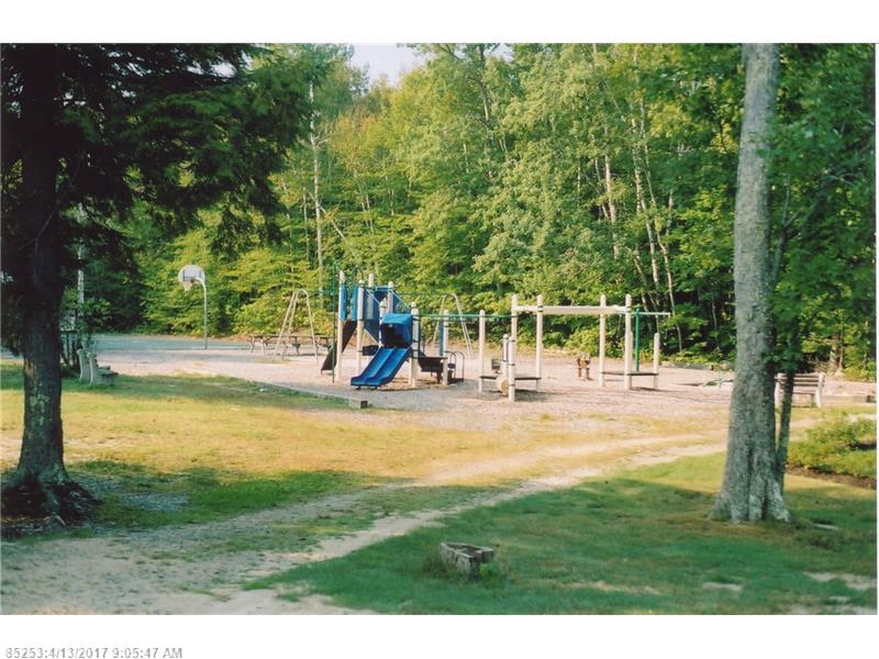 173 Leisure LN, Frye Island, ME 04071