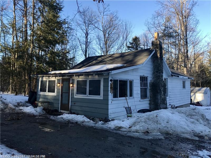 185 Meadow RD, Raymond, ME 04071