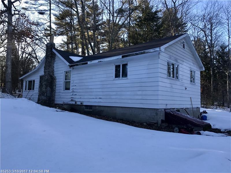 185 Meadow RD, Raymond, ME 04071