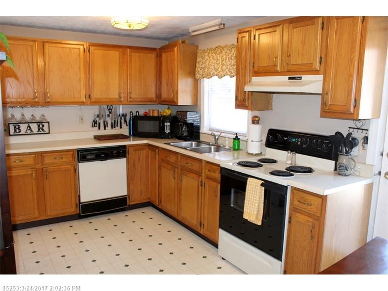 8 Park ST 1, Saco, ME 04072