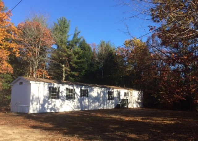 35 Linscott RdSanford, ME, 04073York County