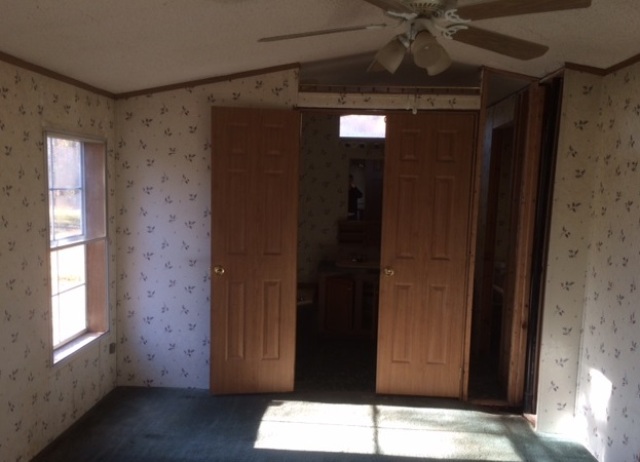 35 Linscott RdSanford, ME, 04073York County