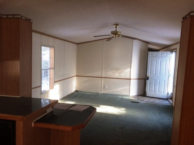 35 Linscott RdSanford, ME, 04073York County