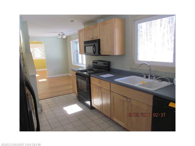 18 Glen ST, Sanford, ME 04073