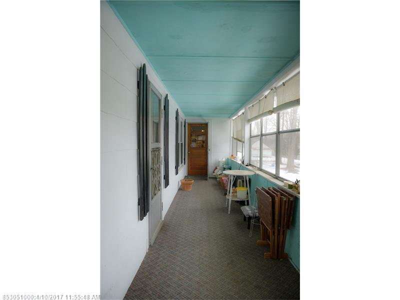 9 Harding St, Sanford, ME 04073