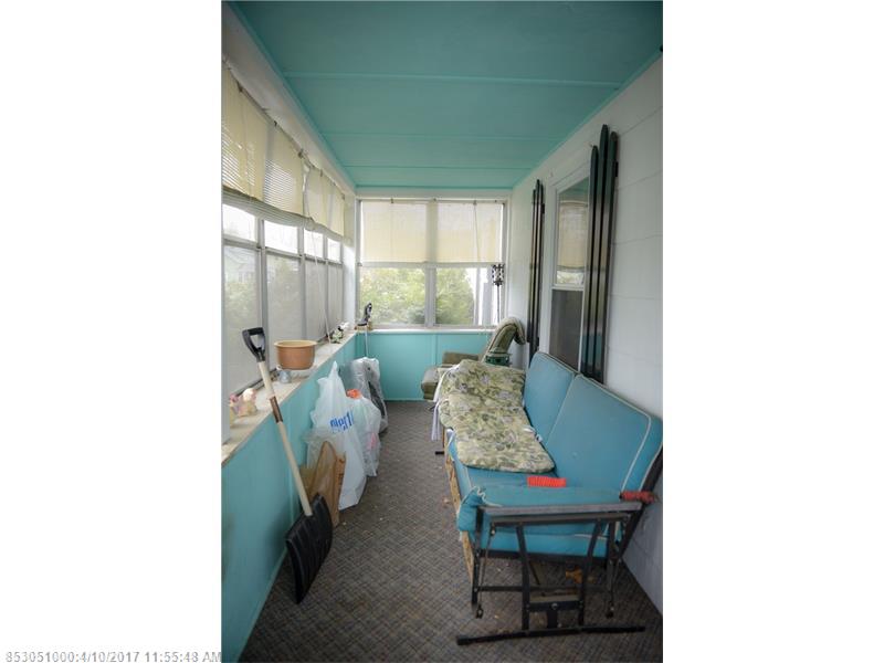 9 Harding St, Sanford, ME 04073
