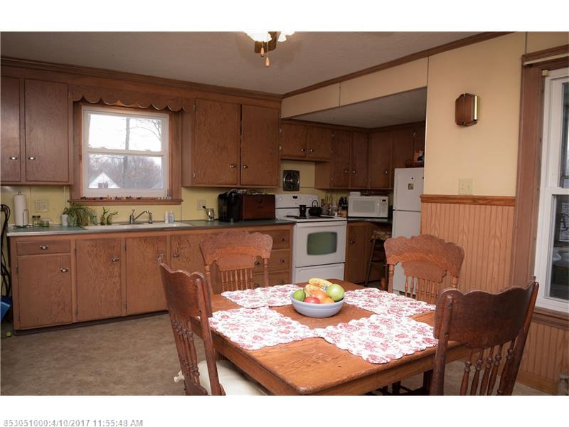 9 Harding St, Sanford, ME 04073