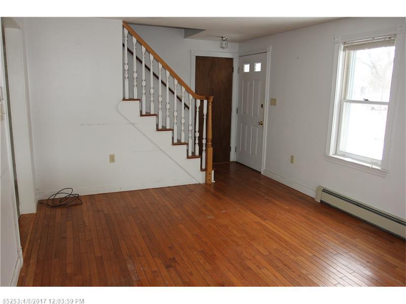 20 Grandview AVE, Sanford, ME 04073