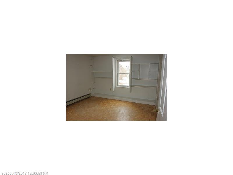 20 Grandview AVE, Sanford, ME 04073