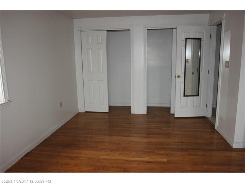 20 Grandview AVE, Sanford, ME 04073
