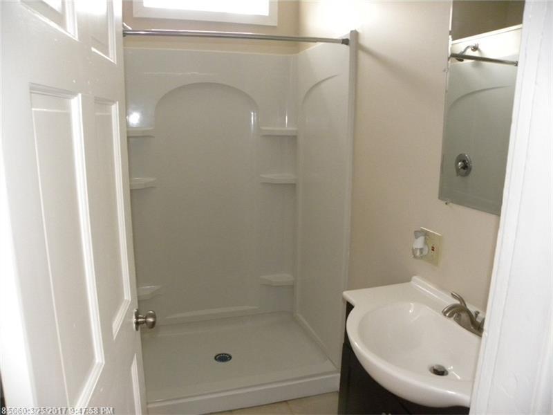 16 Prescott ST, Sanford, ME 04073