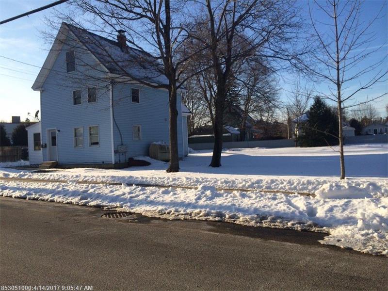 4 Tebbetts Ave, Sanford, ME 04073