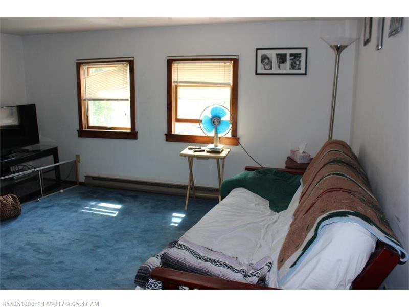 4 Tebbetts Ave, Sanford, ME 04073