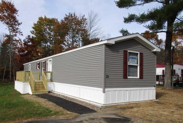 21 Deer Hill Avenue ,ME, Standish, 04084