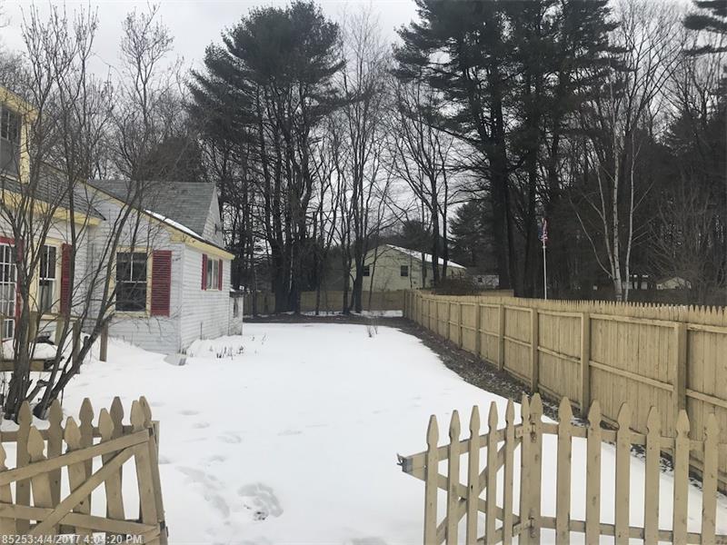 90 Middlesex RD, Topsham, ME 04086