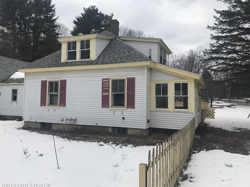 90 Middlesex RD, Topsham, ME 04086