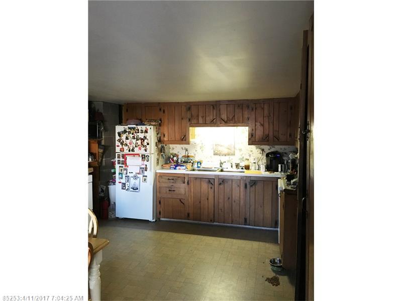 1047 Valley RD, Waterford, ME 04088