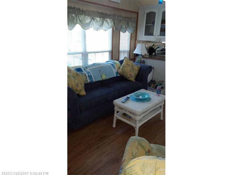 23 College DR 11B, Wells, ME 04090