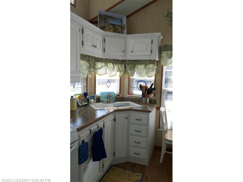 23 College DR 11B, Wells, ME 04090