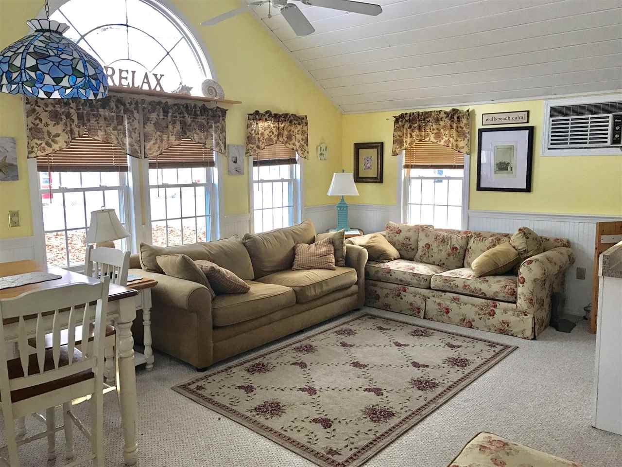 76 Post Road, Wells, ME 04090