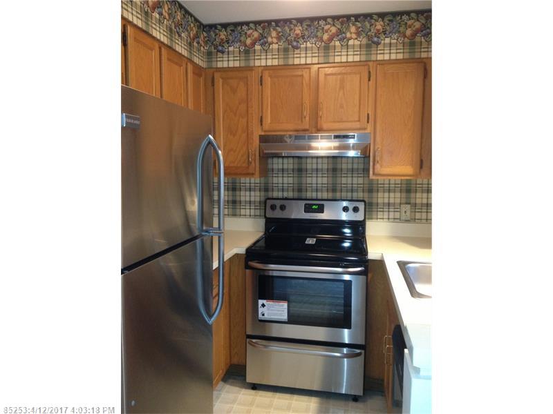 40 Glenridge DR 40, Portland, ME 04103