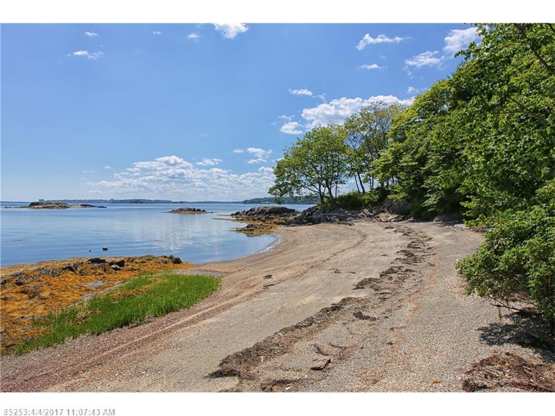 1 Clapboard IS, Falmouth, ME 04105