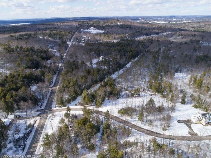 207 Blackstrap RD, Falmouth, ME 04105