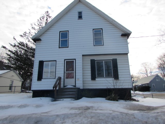 386 Court StAuburn, ME, 04210Androscoggin County