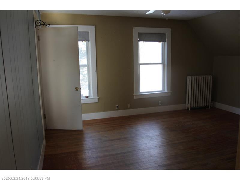 116 Newbury ST, Auburn, ME 04210