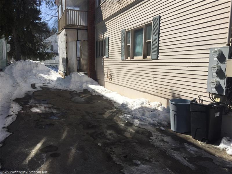 222 Summer ST, Auburn, ME 04210