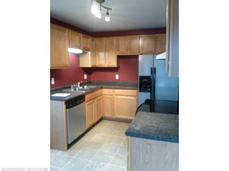 40 Millbrook LN 19, Auburn, ME 04210