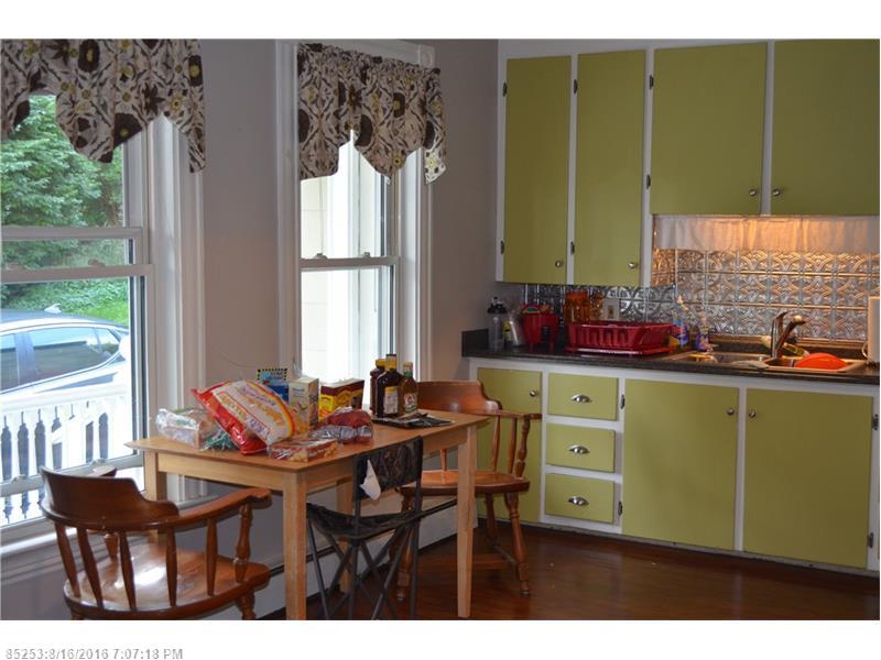 9 Hazel ST, Auburn, ME 04210