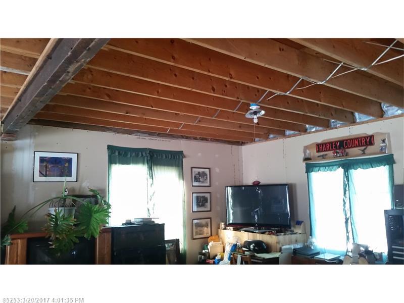 712 Park AVE, Auburn, ME 04210