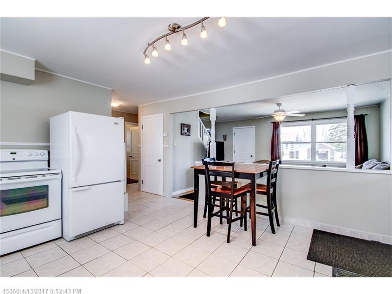16 Candia ST, Auburn, ME 04210