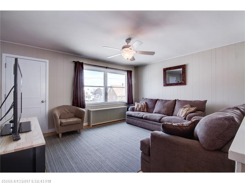 16 Candia ST, Auburn, ME 04210