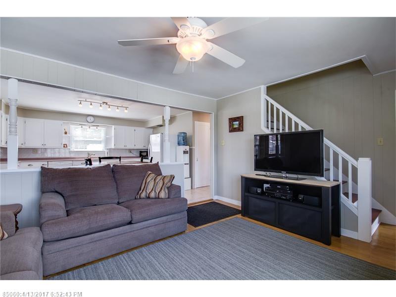 16 Candia ST, Auburn, ME 04210