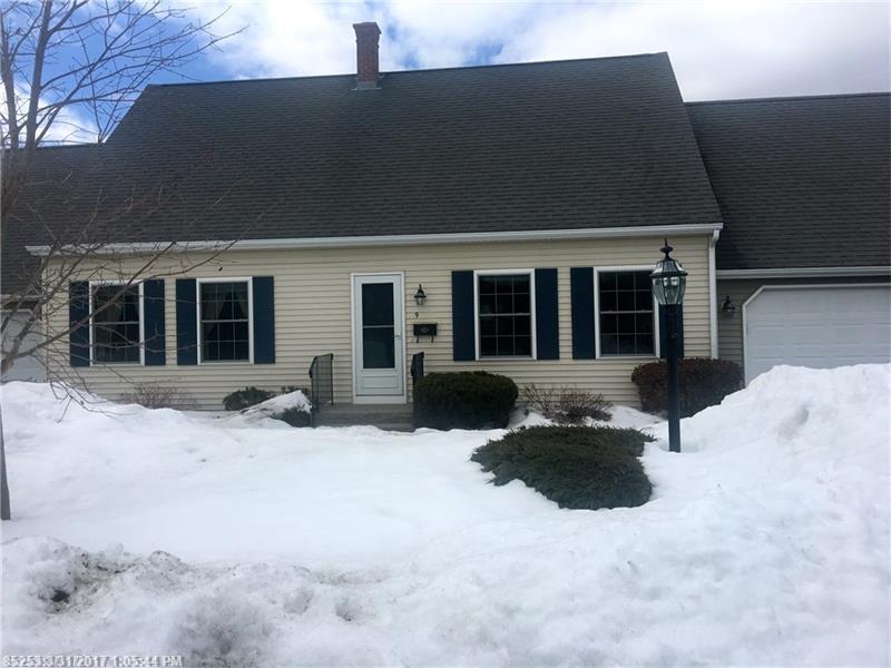9 Topaz Circle 9, Auburn, ME 04210