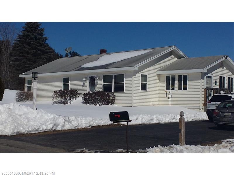 515 Merrow Rd, Auburn, ME 04210
