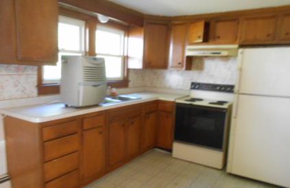77 Pownal RdAuburn, ME, 04210Androscoggin County