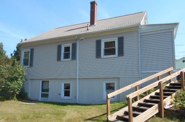 27 Eighth StAuburn, ME, 04210Androscoggin County
