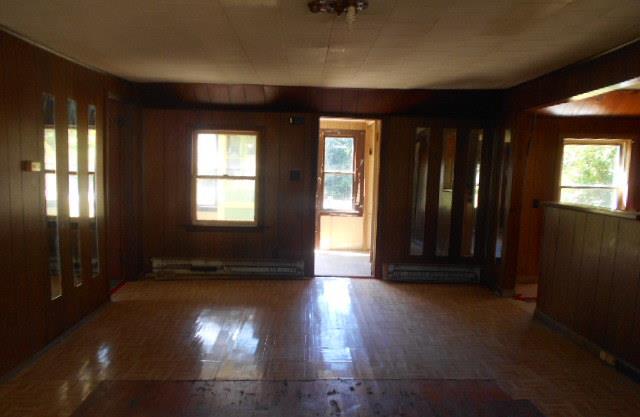 7 Surrey LnAuburn, ME, 04210Androscoggin County